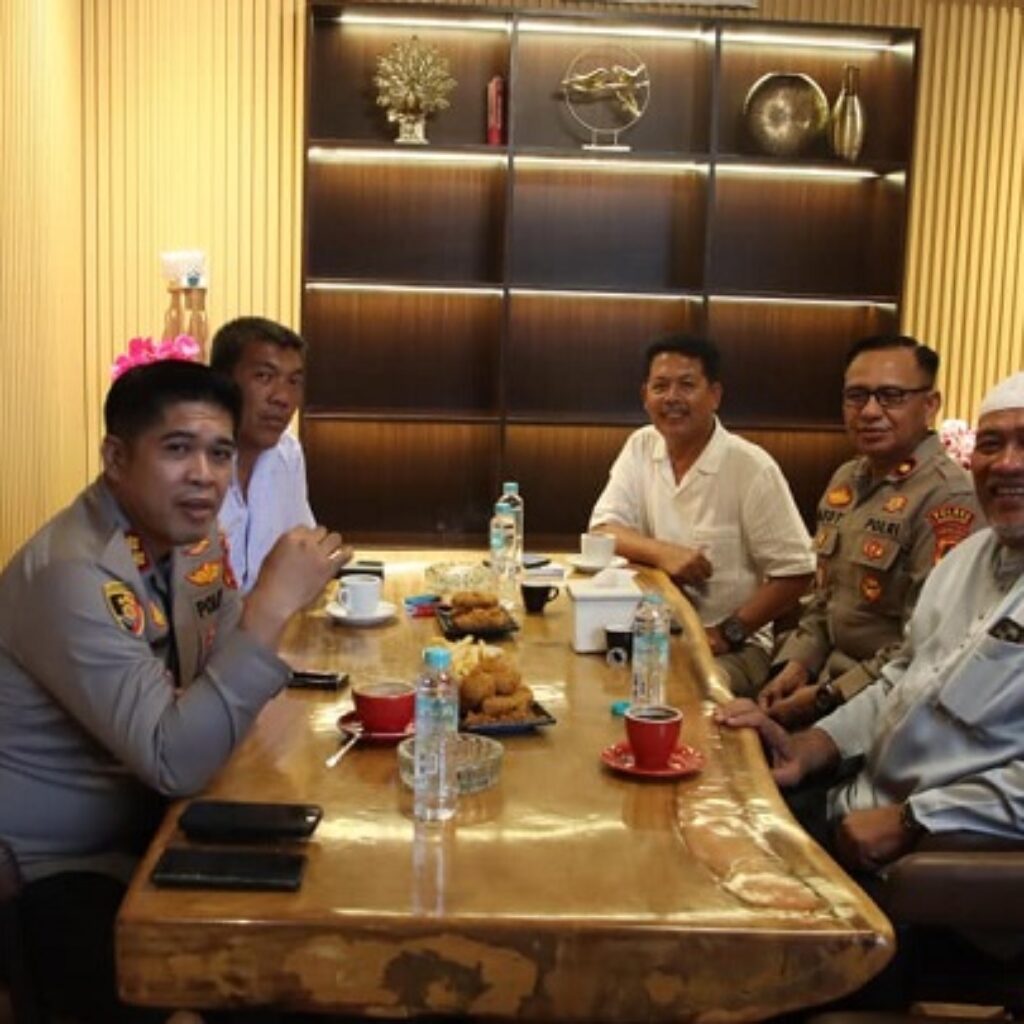 Kapolres Pelabuhan Belawan Silaturahmi dengan Tokoh Agama dan KBB, Perkuat Sinergi Jaga Kamtibmas
