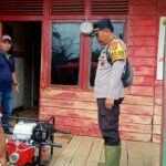 Kapolsek Sungai Laur memeriksa sarpras karhutla di perusahaan Ketapang.