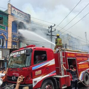 Kebakaran di Marelan, Pelabuhan Belawan dan Polsek Medan Labuhan Amankan Lokasi dan Selidiki Penyebab Api