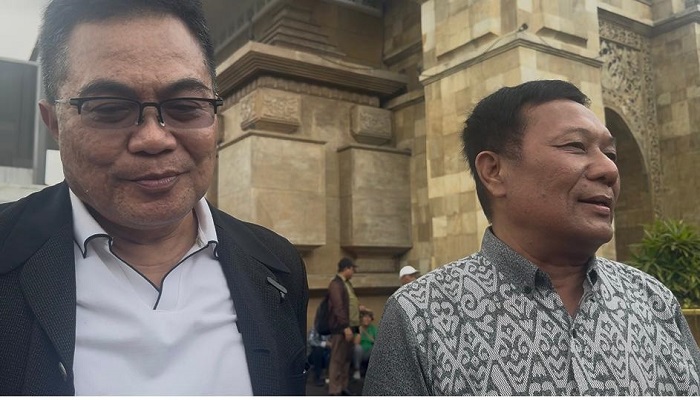 Ketum PERUMNAS Muhammad Syawali Pratna Ziarah di Kalibata