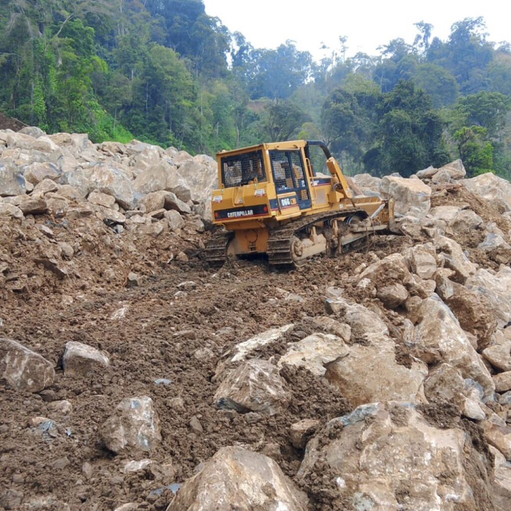 Longsor Tutup Jalan Nasional Pameu–Geumpang Aceh, Kementerian PU Kerahkan Alat Berat Buka Akses