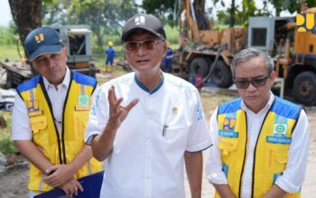 Menteri PU Dody Hanggodo Tinjau Sumur Bor di Nganjuk