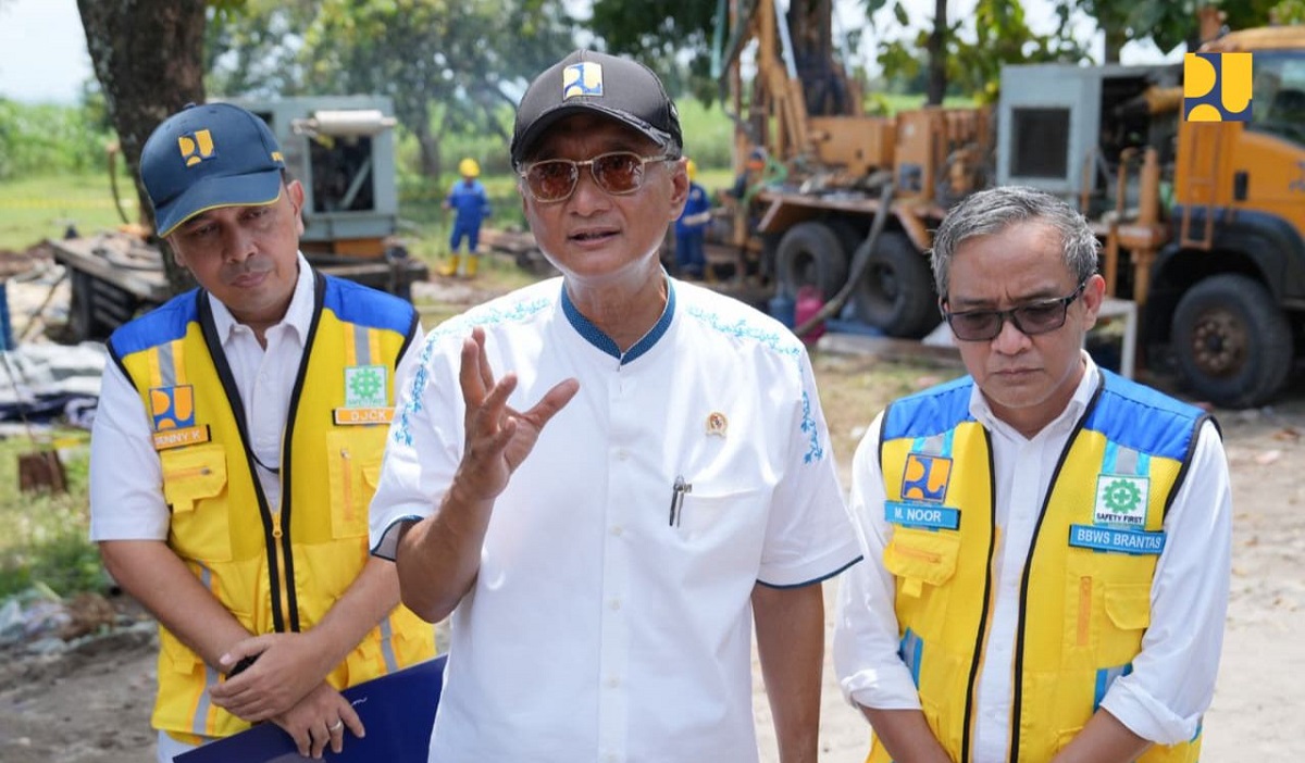 Menteri PU Dody Hanggodo Tinjau Sumur Bor di Nganjuk