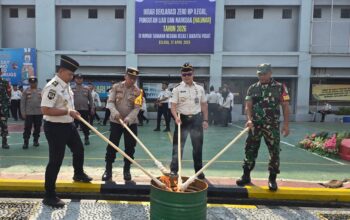 Musnahkan Ratusan HP Sitaan