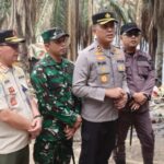 Operasi Gabungan TNI-Polri Bongkar 56 Sumur Minyak Ilegal dan Amakan 7 Pekerja
