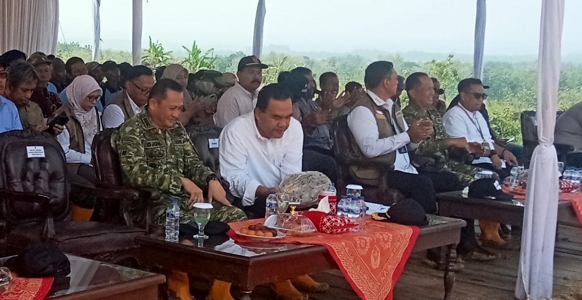 Pangkopassus Djon Afriandi Panen Raya Jagung di Blora