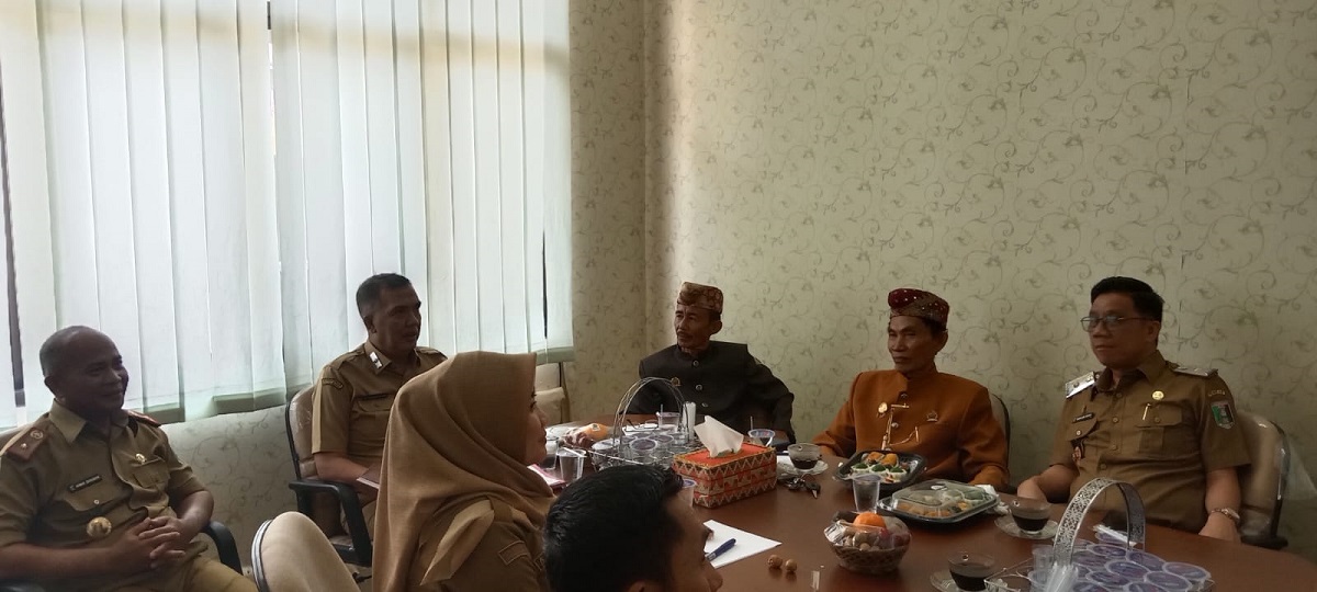 Polemik Logo HUT Ke 27 Lamtim