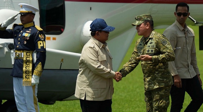 Prabowo Subianto Tinjau Industri Kendaraan Listrik