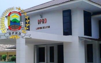 Sekwan Lamsel Bungkam saat di Konfimasi Anggaran Perjadin senilai 22 M