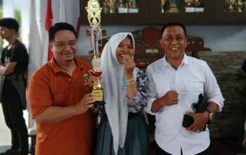Siswi SMAN 1 Cirinten Juara 1 FLS3N 2026 Lebak