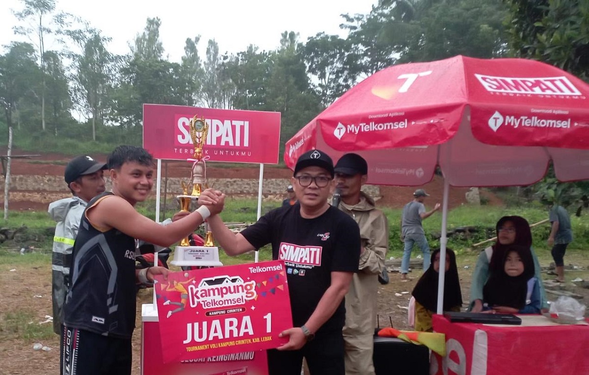 Telkomsel Branch Serang Sukses Gelar Turnamen Voli