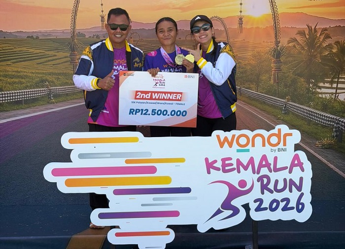 wakili-polda-papua-barat-bripda-silya-muskita-raih-juara-di-kemala-run-2026-bali