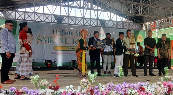103 Siswa SMK NU Kedungtuban Blora Resmi Lulus