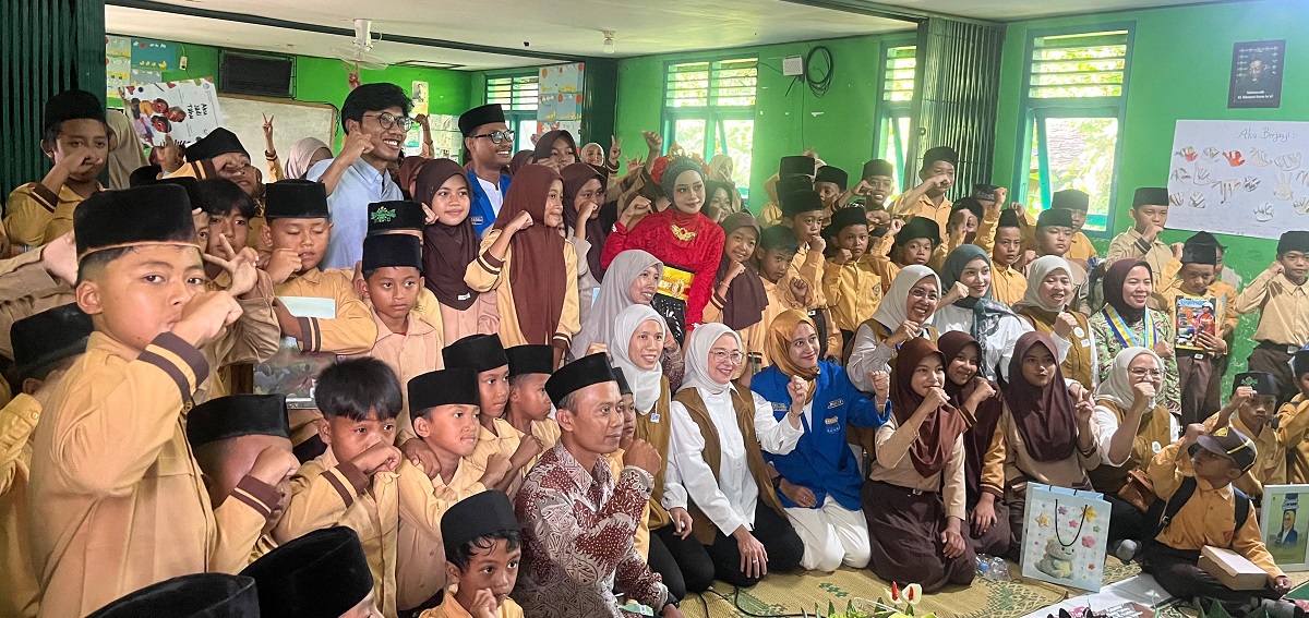 Bangun Generasi Cerdas dan Berkarakter