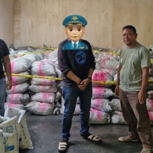 Bongkar PETI di Bone Bolango, Polda Gorontalo Amankan 259 Karung Batu Hitam dan Dua Orang Terduga Penambang
