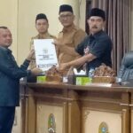 DPRD Sarolangun Gelar Paripurna Pandangan Fraksi