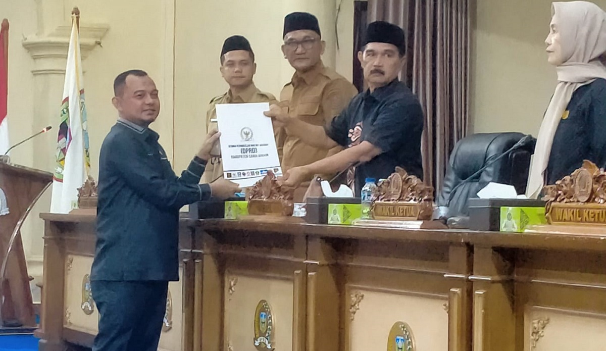 DPRD Sarolangun Gelar Paripurna Pandangan Fraksi