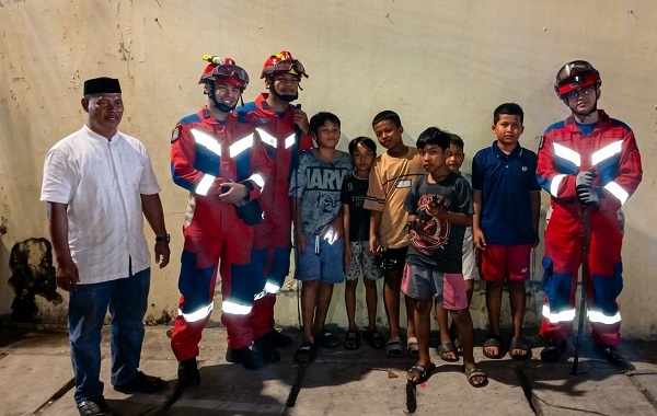 Damkar Citra 5 Sigap Lakukan Animal Rescue di Kalideres
