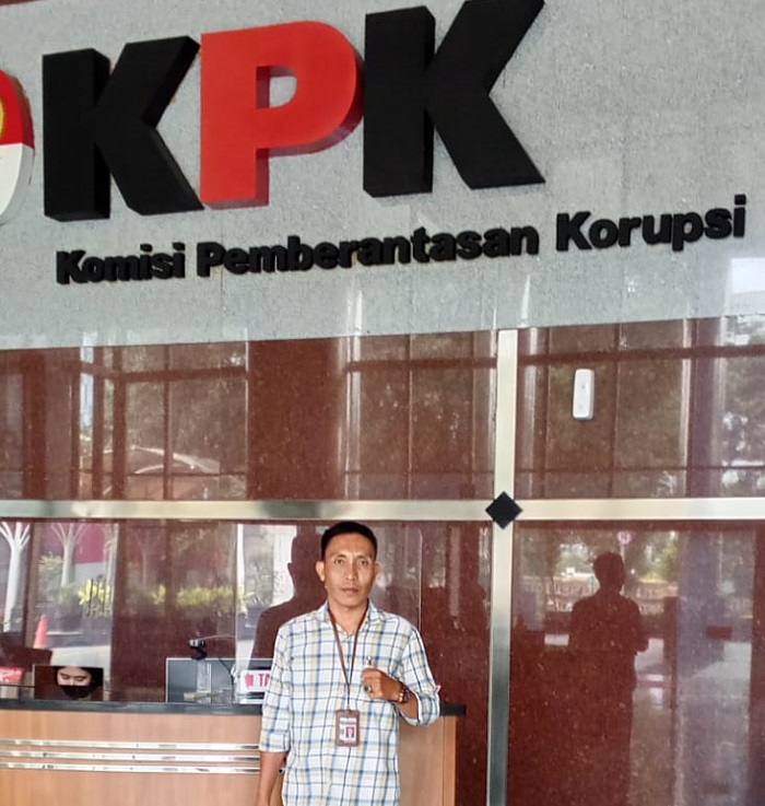Datangi Gedung KPK, Agus Pubian Laporkan Dugaan Korupsi Oknum Pejabat Lampung Tengah