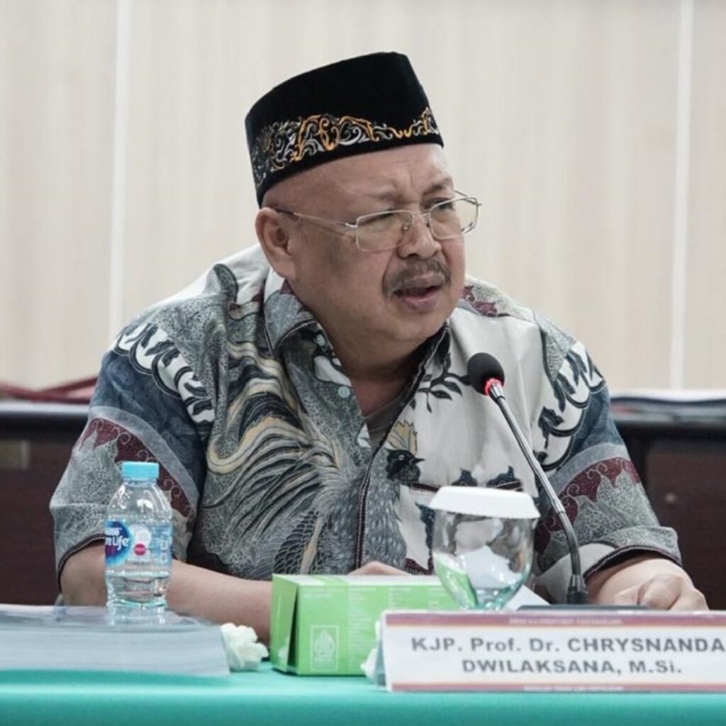 Futuristic Policing and Digital Leadership: Prediksi, Antisipasi dan Solusi