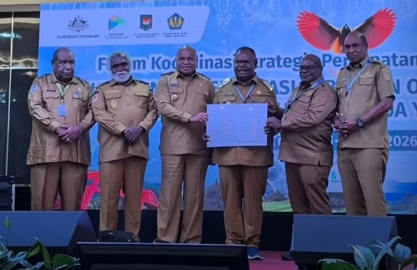 Gubernur se-Tanah Papua Berkumpul di Timika