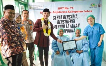 Hadiri HUT ke-74 RSUD dr Adjidarmo