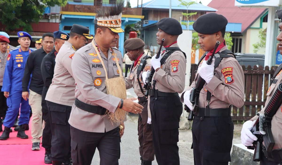 Kapolda Papua Barat Kunjungi Polres Teluk Wondama