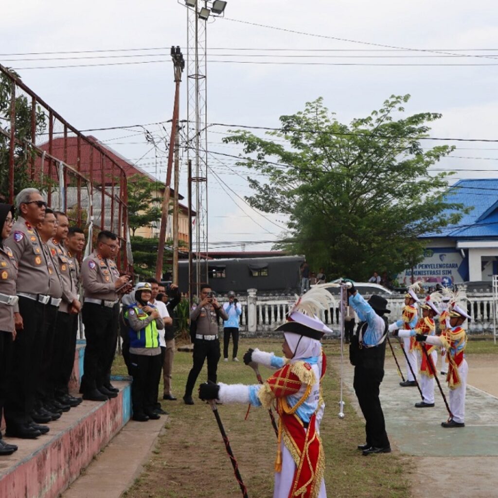 Kapolres Ketapang Sambut Kunker Korlantas, Drumband SDN 5 Delta Pawan Curi Perhatian