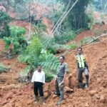 Longsor Terjang Lebak Usai Hujan Deras, Sawah Warga Cinangka Tertimbun