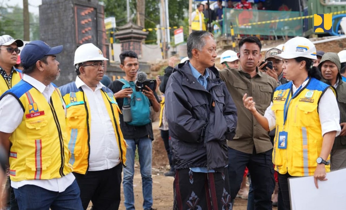 Menteri PU Dody Tinjau Proyek Sekolah Rakyat Wonosobo