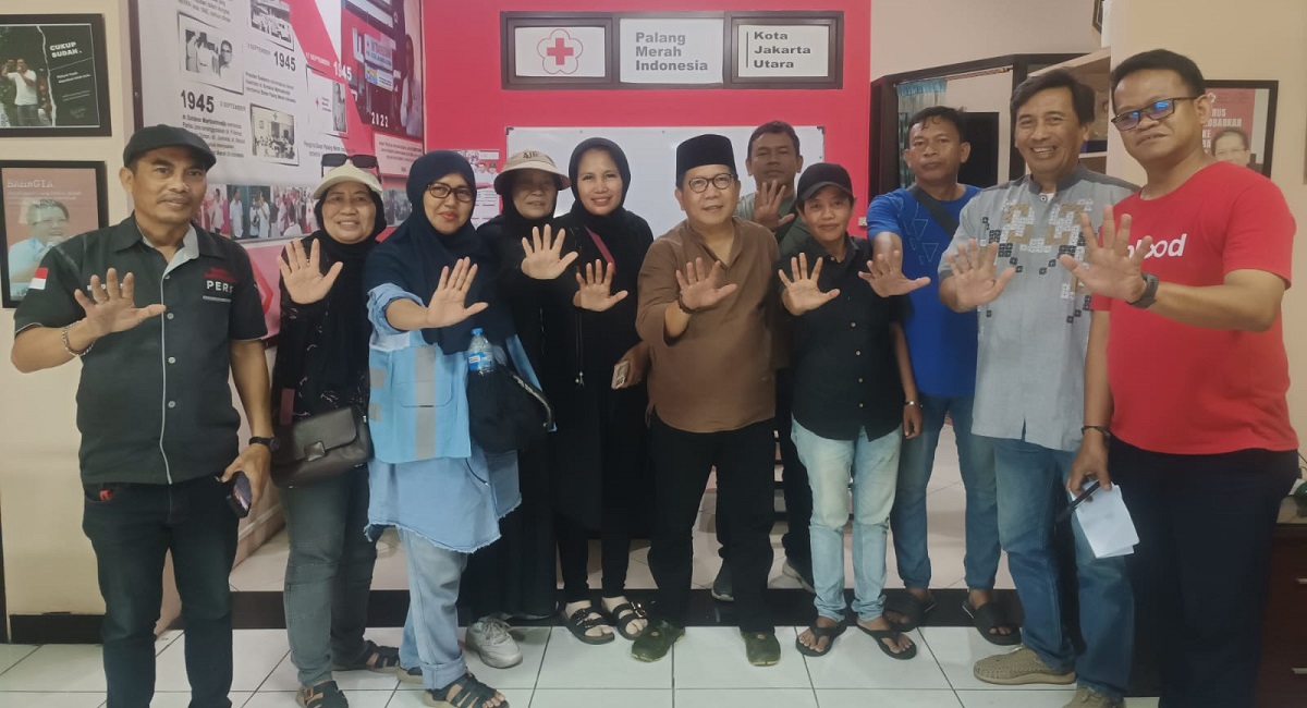 PMI Jakarta Utara Bagikan Ribuan Paket Daging Kurban