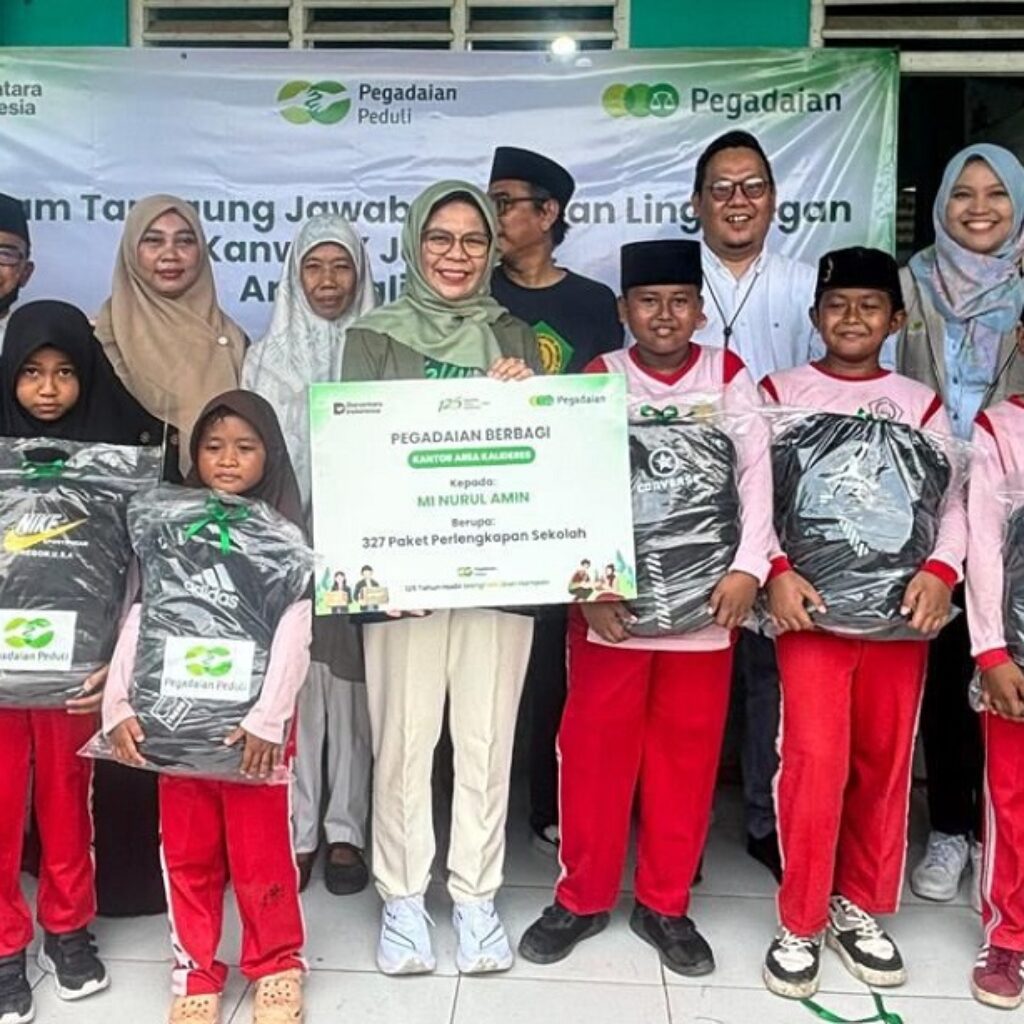 Hari Pendidikan Nasional 2026, Pegadaian Kanwil IX Salurkan Beasiswa dan Bantuan Sekolah untuk 750 Pelajar