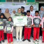 Hari Pendidikan Nasional 2026, Pegadaian Kanwil IX Salurkan Beasiswa dan Bantuan Sekolah untuk 750 Pelajar