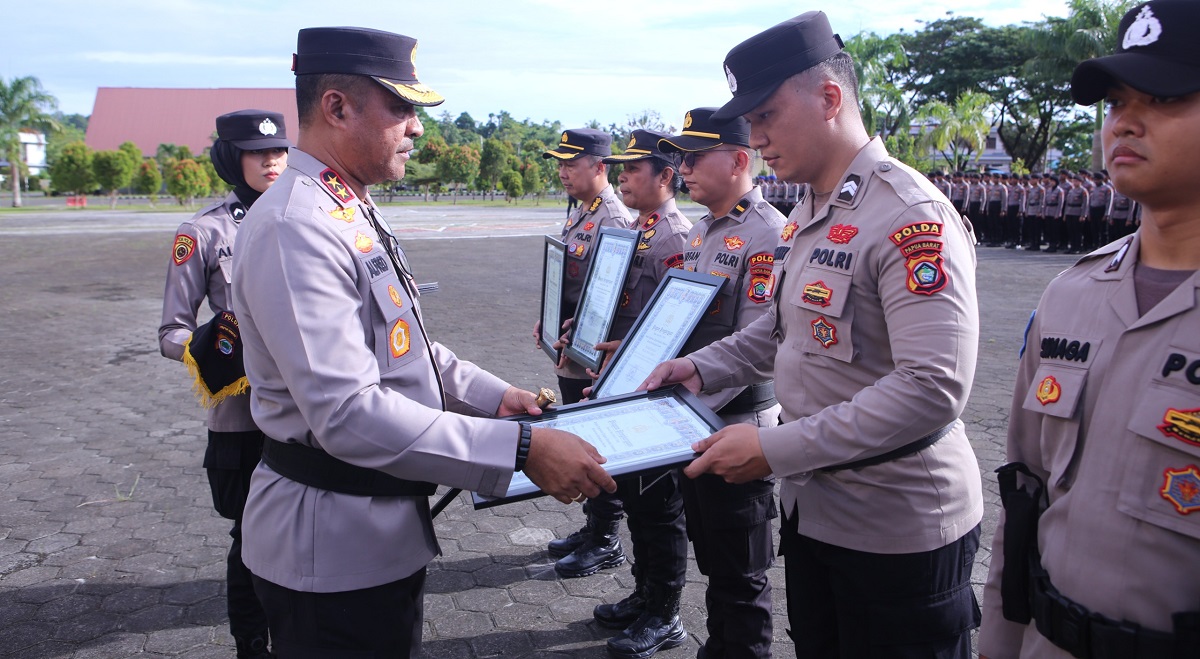 Polda Papua Barat Apresiasi Personel Berprestasi