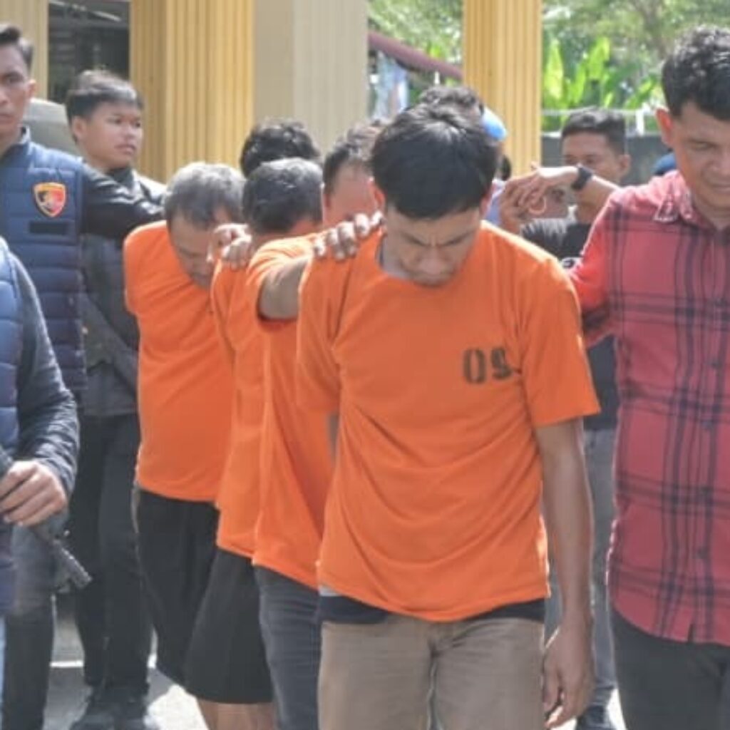 Polres Labusel Ungkap Pencurian Ternak, 6 Tersangka Diamankan—Lembu Kurban Berhasil Diselamatkan
