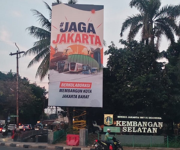 Reklame di Lahan Fasum Pasar Puri Disorot