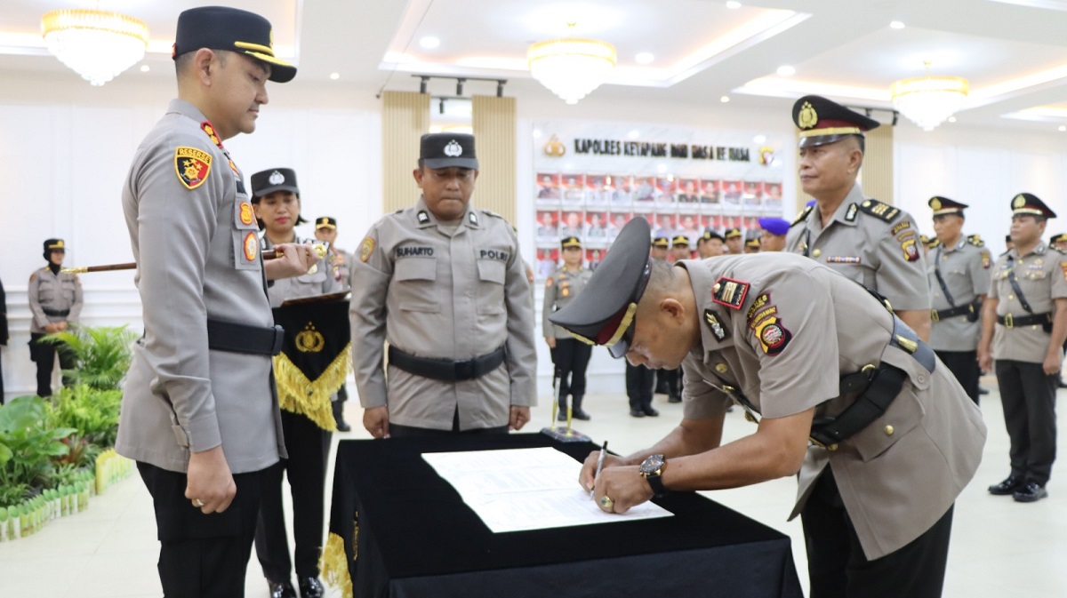 Sertijab di Polres Ketapang