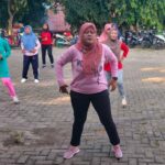 Warga Desa Galuk Blora Rutin Kerja Bakti dan Senam Sehat, Cegah DBD dan Perkuat Gotong Royong