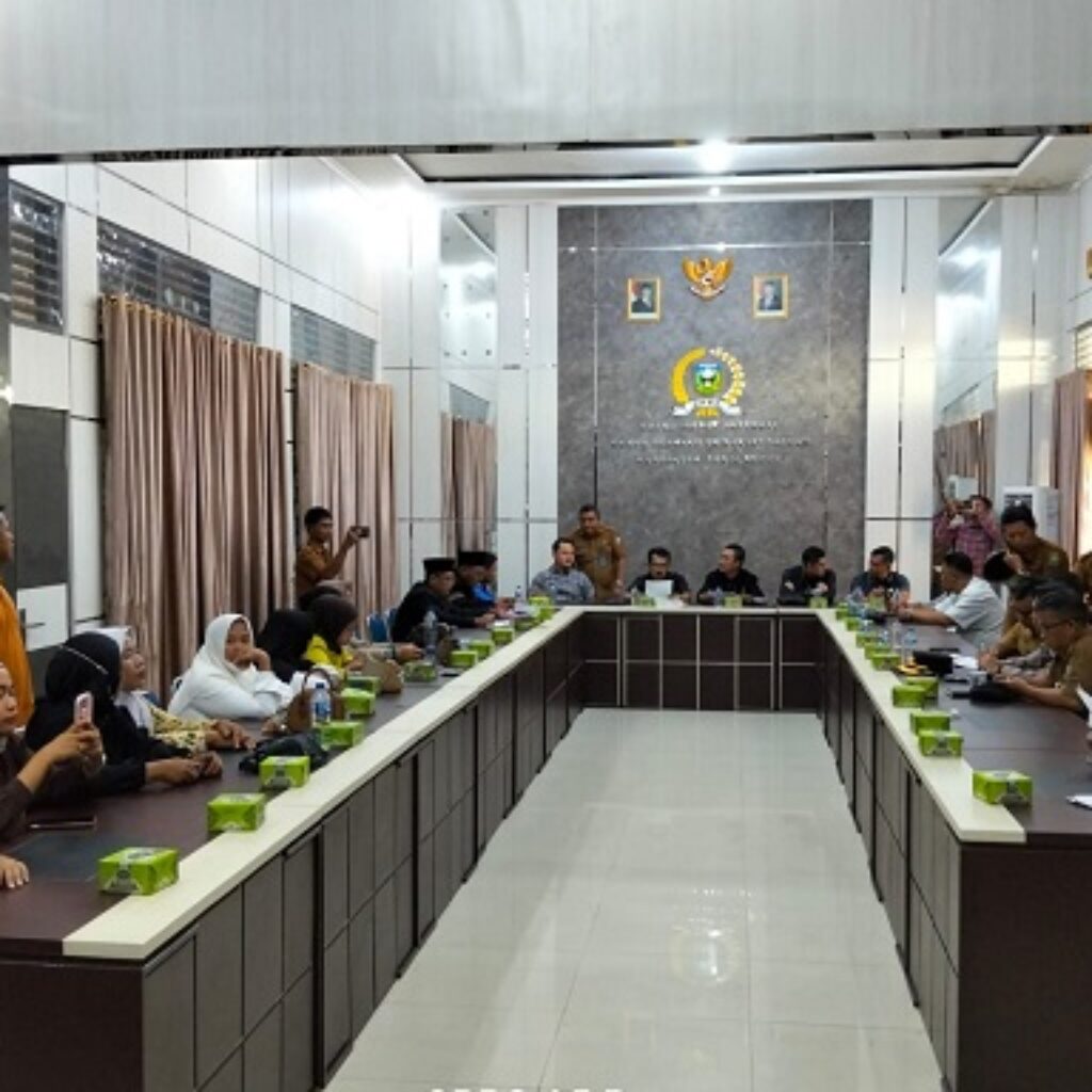 Warga Tolak Pabrik Sawit PT SMM, DPRD Sarolangun Gelar Audiensi dan Siap Tindaklanjuti Keluhan Lingkungan