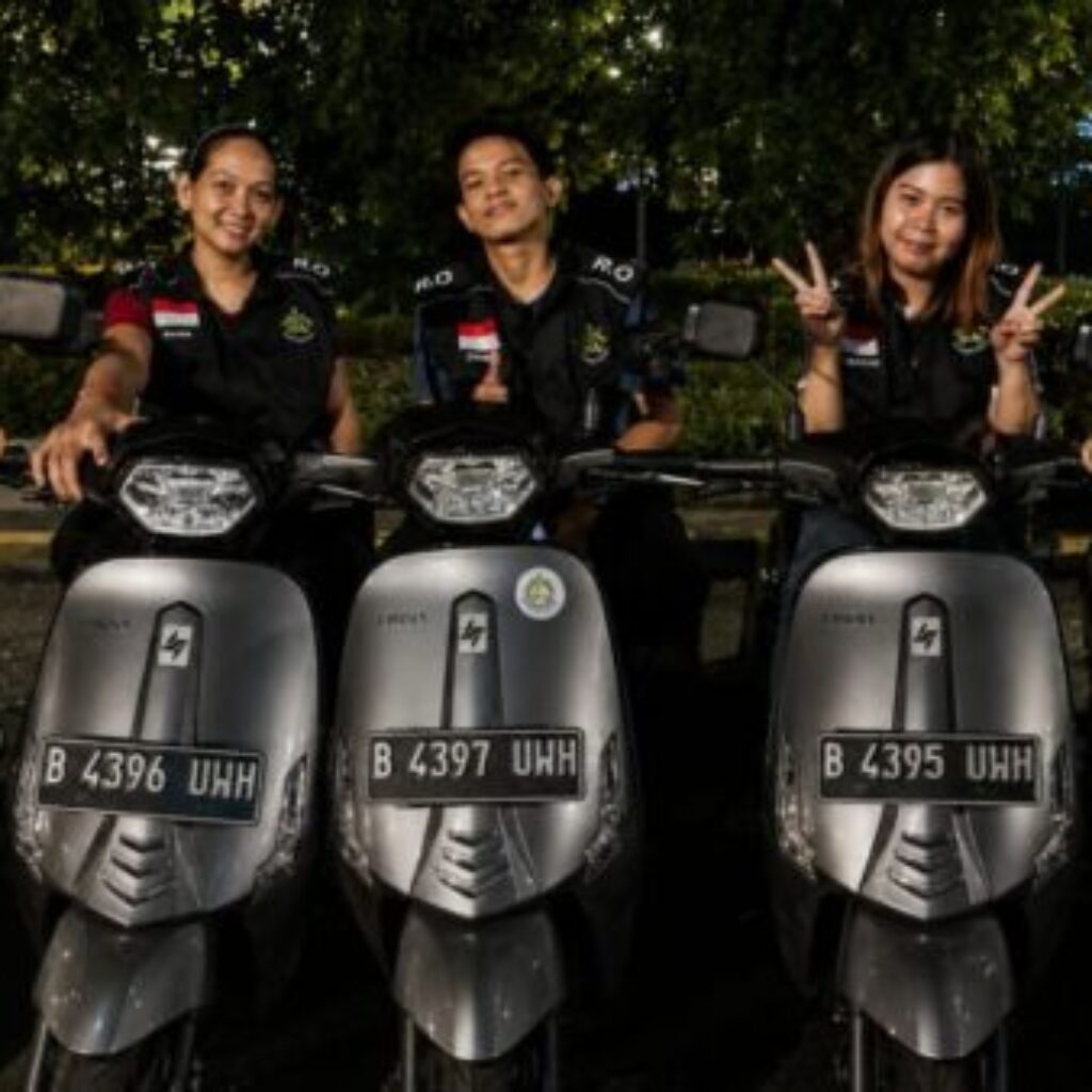 Touring Motor Listrik Green Ride 2026 Ramai, Driver Ojol Kampanyekan Transportasi Hijau