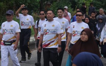 5.000 Warga Ramaikan Jalan Sehat