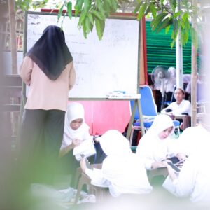 Enam Tahun Mengabdi, PKBM Langgeng Ikhlas Bantu Ratusan Warga Raih Pendidikan