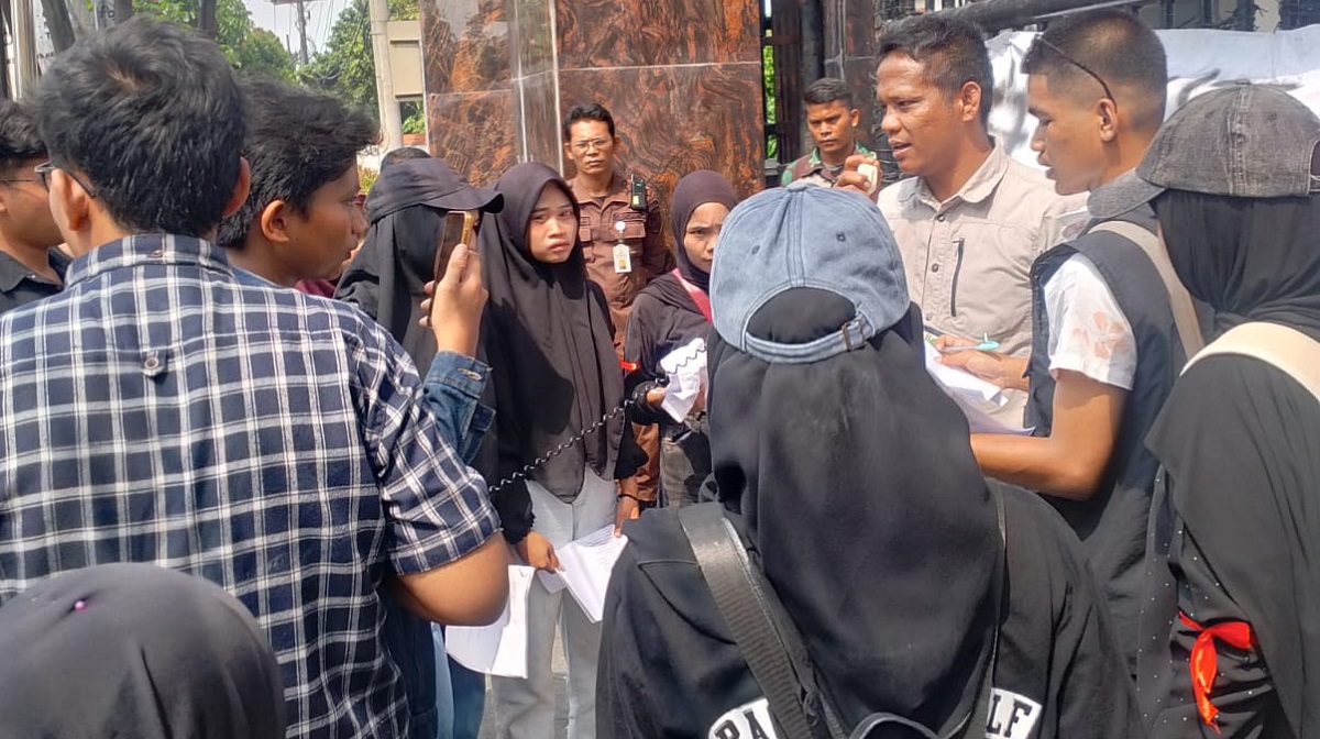 Gelar Aksi di Kejati Sumut