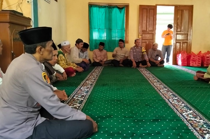 Jumat Berkah Polsek Cirinten