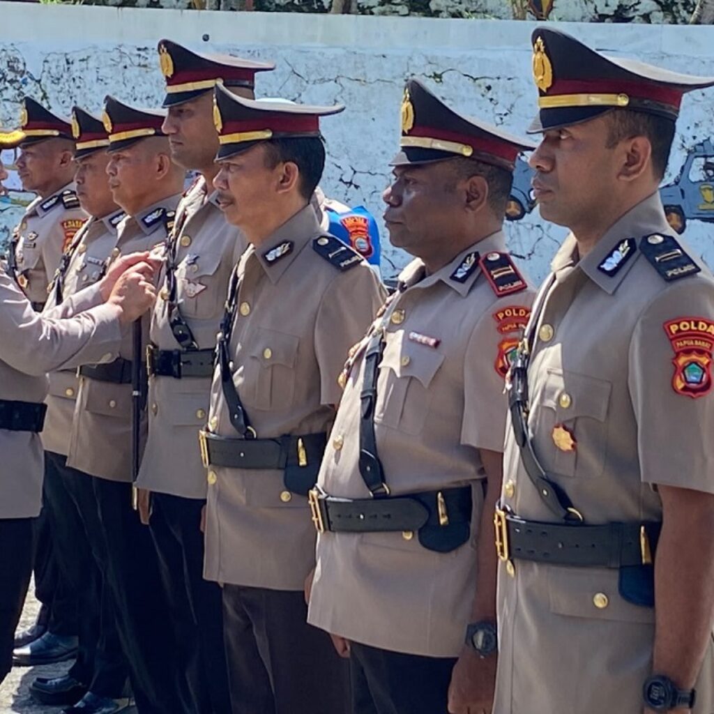 Mutasi Polri, Kapolres Fakfak Lantik Pejabat Utama dan Kapolsek Jajaran