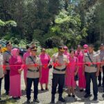 Kapolres Pegunungan Arfak Serahkan Kunci Rumah Dinas, Wujud Komitmen Sejahterakan Anggota