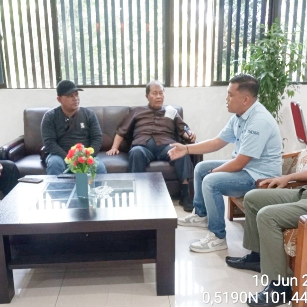 Klarifikasi Beras 2.000 Ton Transit di Dumai, BULOG Riau Pastikan Layak Konsumsi Sebelum Disalurkan