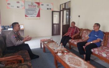 Perkuat Kerukunan Umat Beragama, Polsek Delta Pawan Jalin Sinergi Kamtibmas dengan Ketua FKUB Ketapang