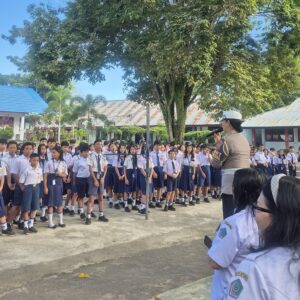 Tekankan Bahaya Balap Liar, Polantas Bitung Edukasi Pelajar Lewat “Polantas Menyapa”