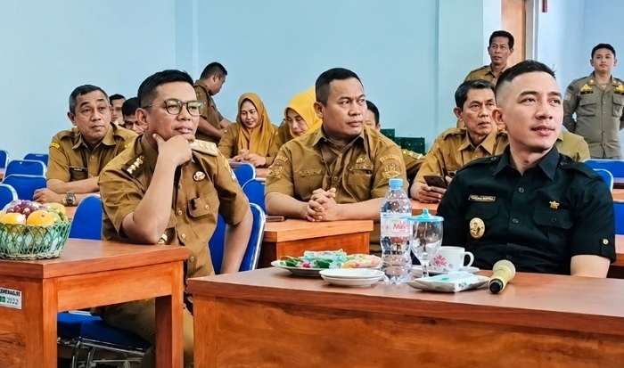Tinjau SPMB di SMAN 1 Rangkasbitung